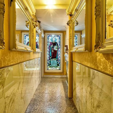 ヴェネツィア スカロン デル ドージェ Bed & Breakfast エクステリア 写真