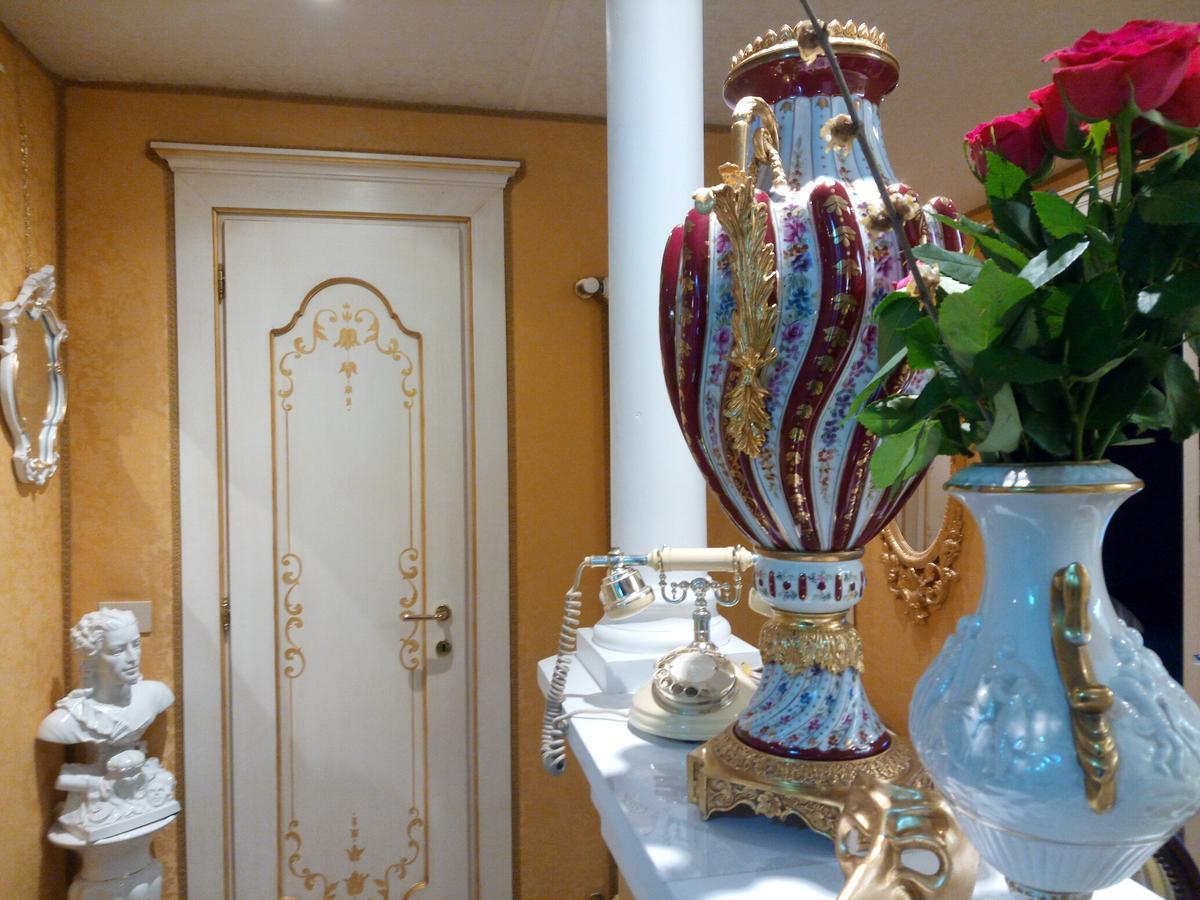 ヴェネツィア スカロン デル ドージェ Bed & Breakfast エクステリア 写真