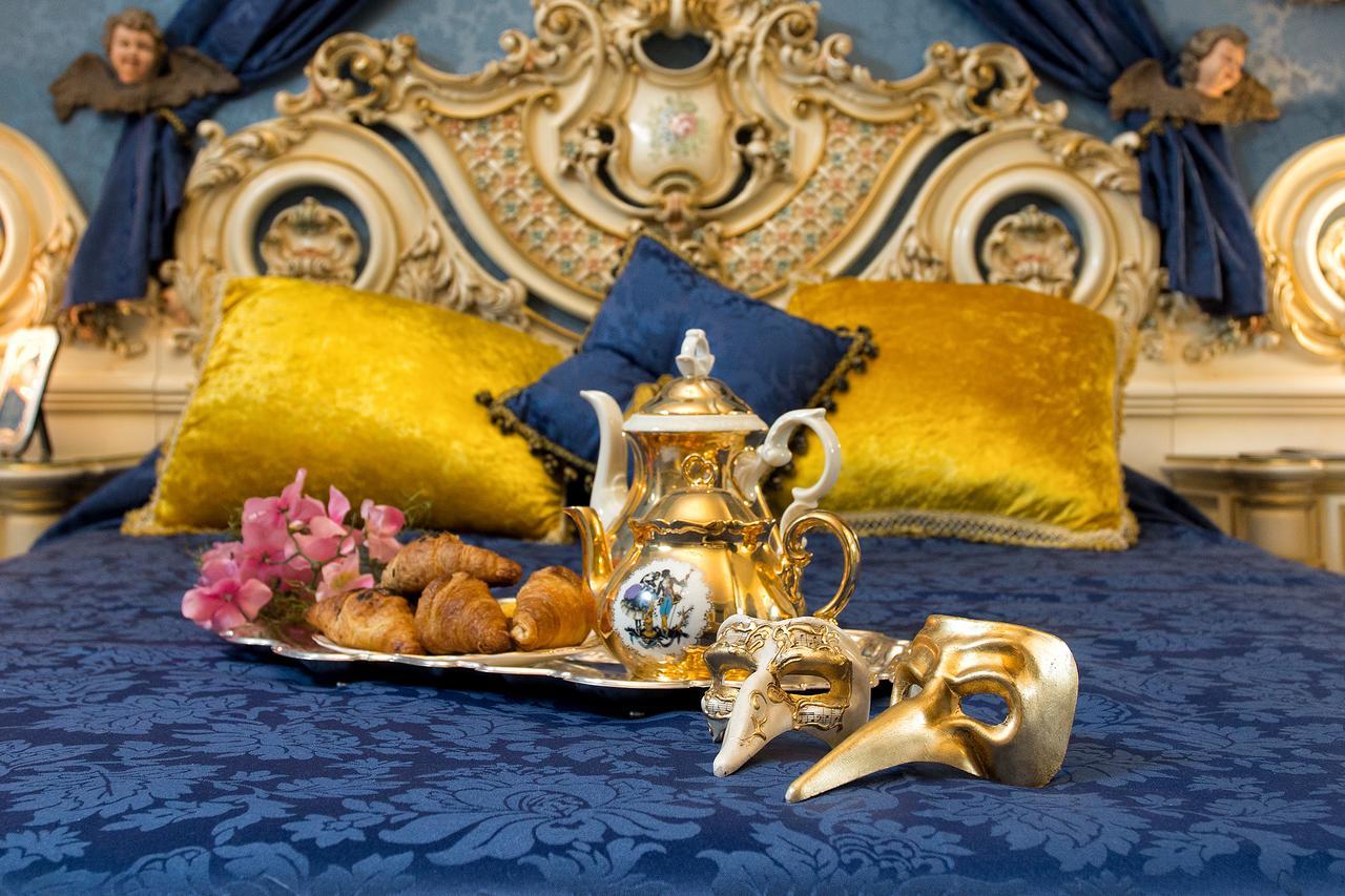 ヴェネツィア スカロン デル ドージェ Bed & Breakfast エクステリア 写真