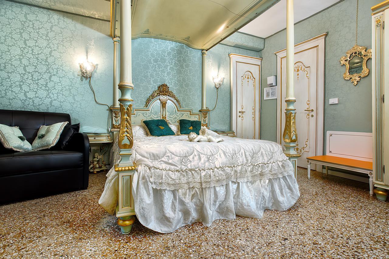 ヴェネツィア スカロン デル ドージェ Bed & Breakfast エクステリア 写真