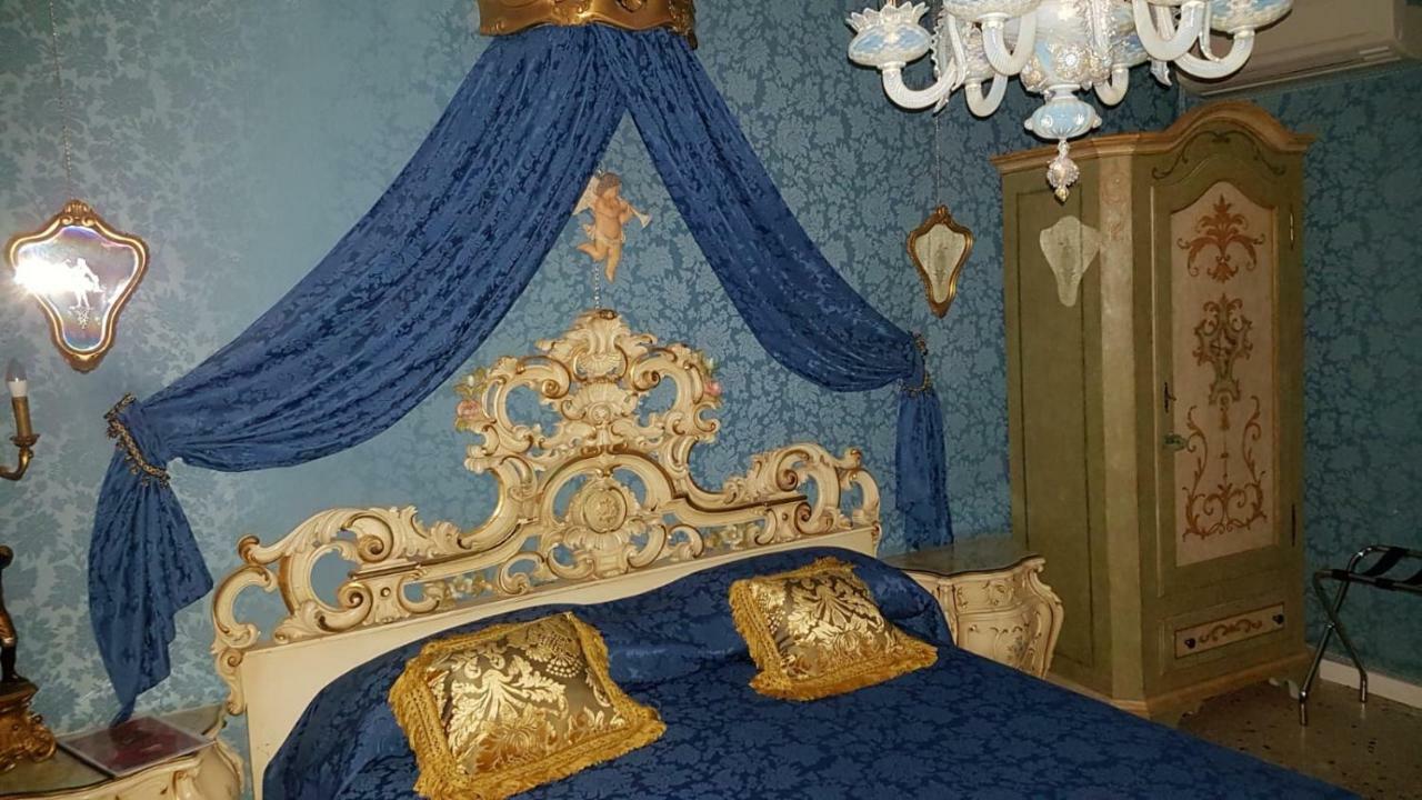 ヴェネツィア スカロン デル ドージェ Bed & Breakfast エクステリア 写真